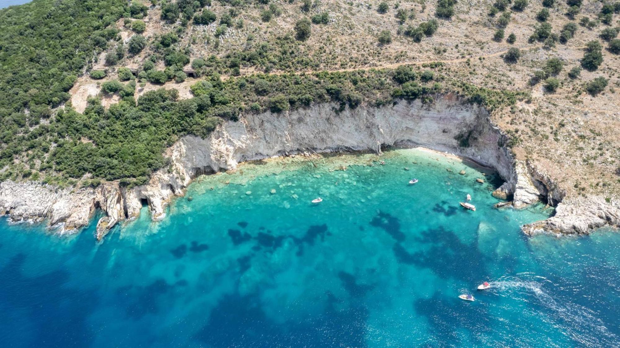 Villa E Olsi Kacupaj Sarande Bagian luar foto